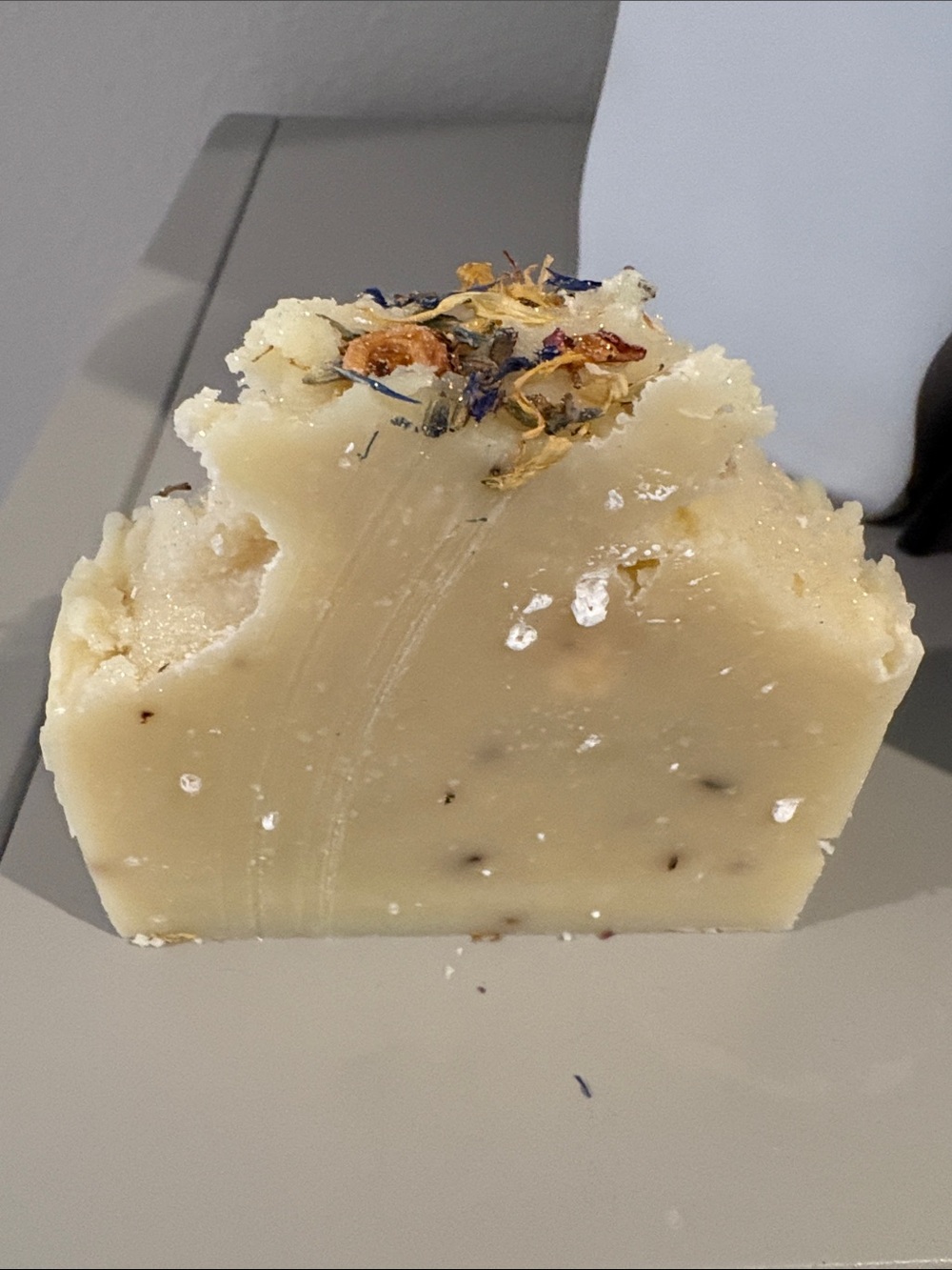 Eslira Natura Wildflower Milk & Honey Handmade Cream Herbal Soap 6.15 oz.